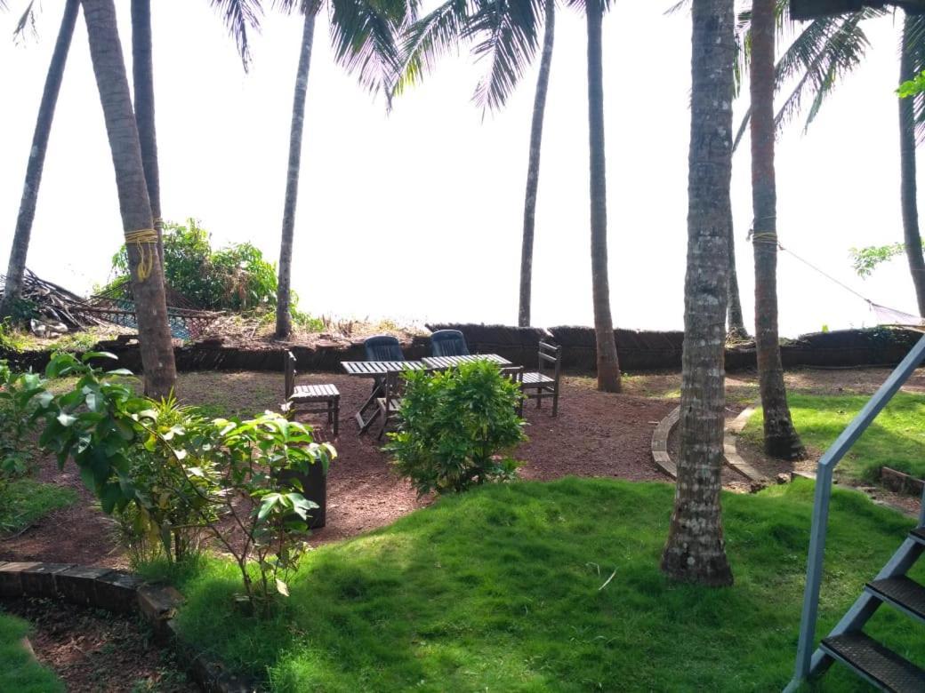 Bed and Breakfast Perch By The Sea Kannur Exterior foto
